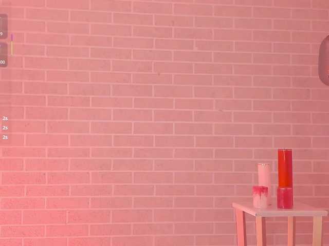 MilaLawrence live webcam show