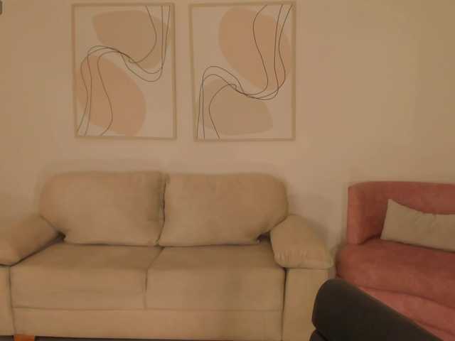 MilaLawrence live webcam show