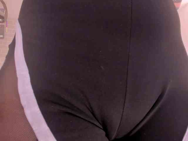 MilaLawrence webcam