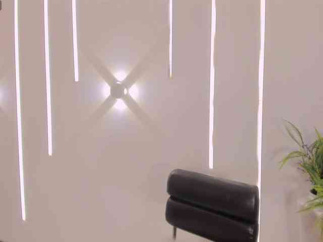 MilaLawrence webcam