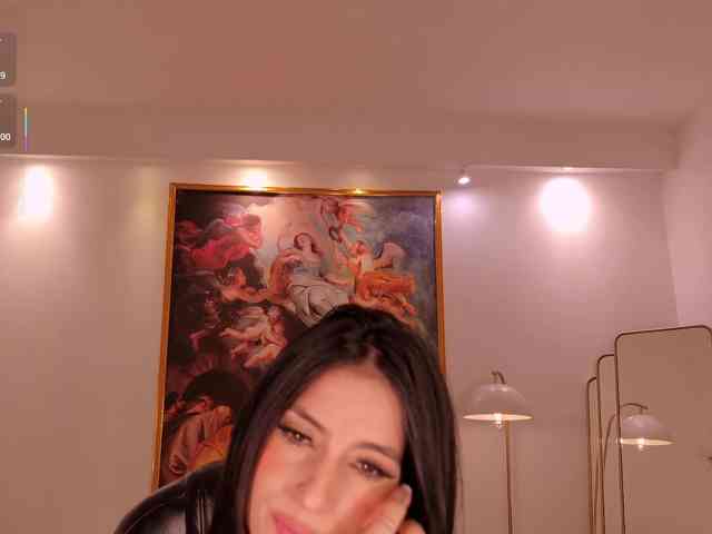 MilaLawrence webcam
