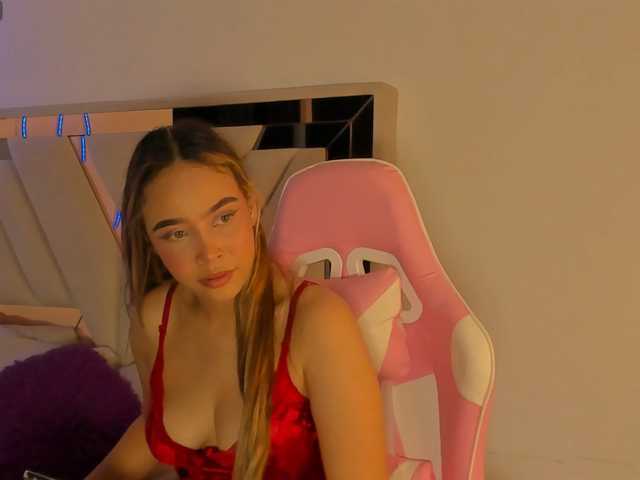 evelin-33 live cam on BongaCams