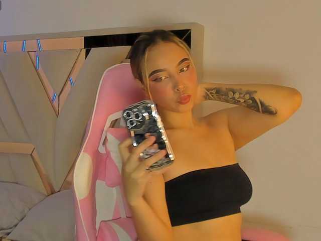 evelin-33 live cam preview