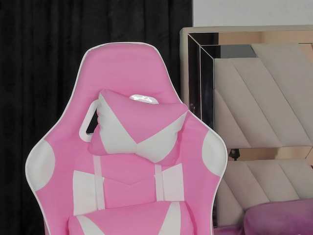 evelin-33 live cam on BongaCams