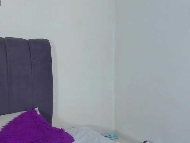 evelin-33 live cam on BongaCams