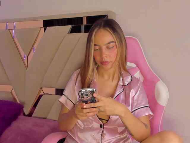 evelin-33 evelin-33