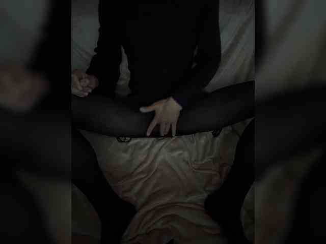 Wroterdammm Live Webcam on BongaCams