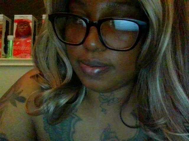 ShabrimDaModel live cam on BongaCams