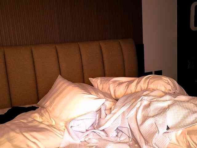 TiaDollDotCom webcam