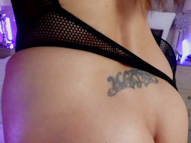 AnnaKarina live cam on BongaCams