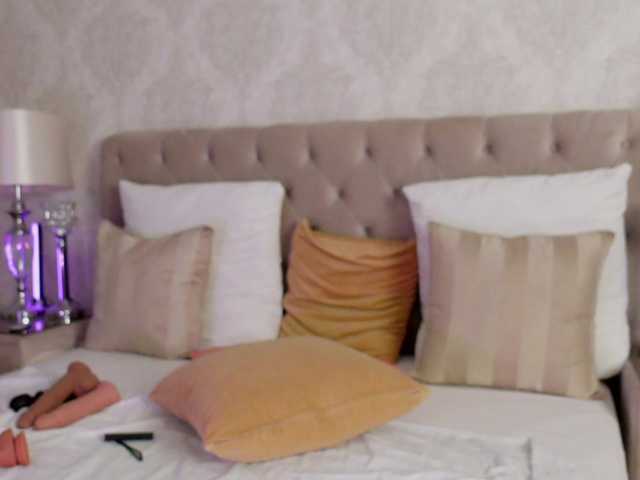AnnaKarina live cam on BongaCams