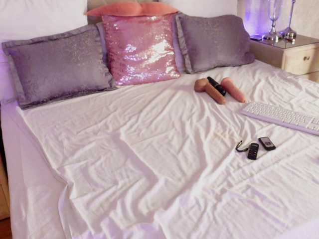 AnnaKarina live cam on BongaCams