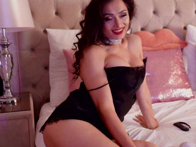 AnnaKarina live cam on BongaCams