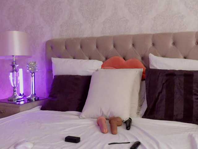 AnnaKarina live cam on BongaCams