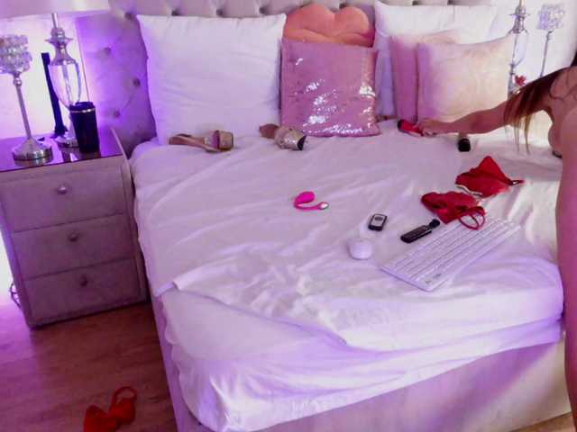 AnnaKarina live cam on BongaCams