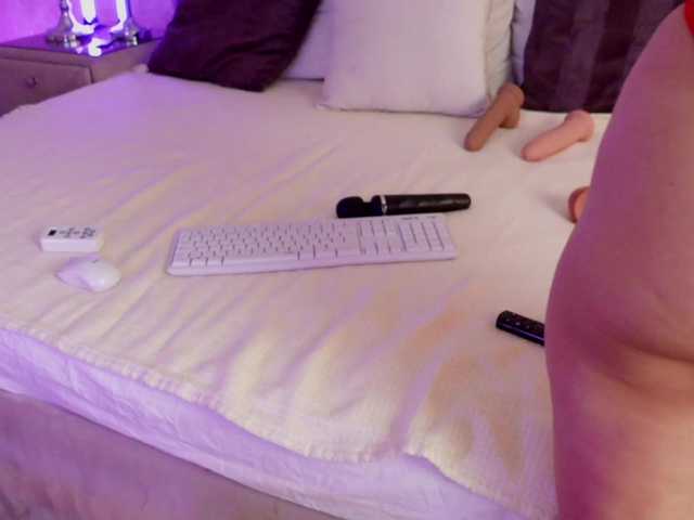 AnnaKarina live webcam show