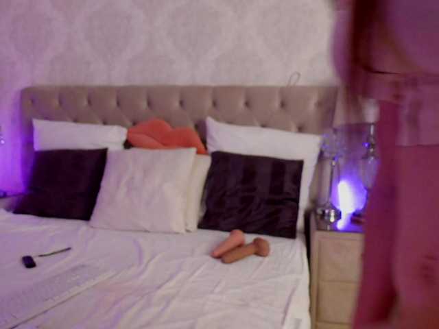 AnnaKarina live cam on BongaCams