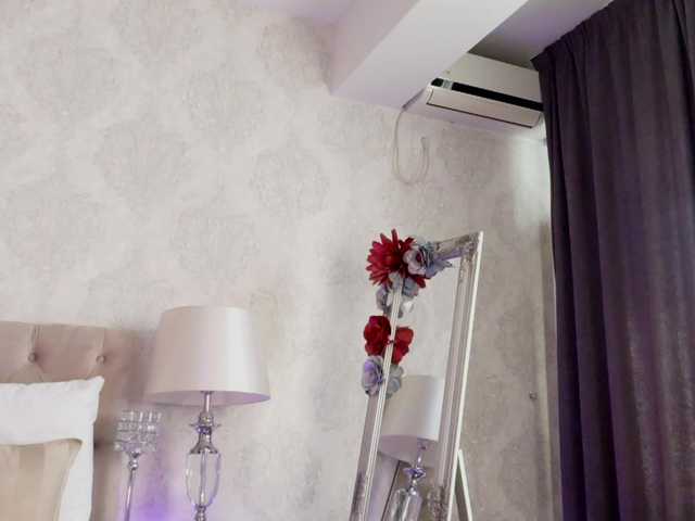AnnaKarina live cam on BongaCams