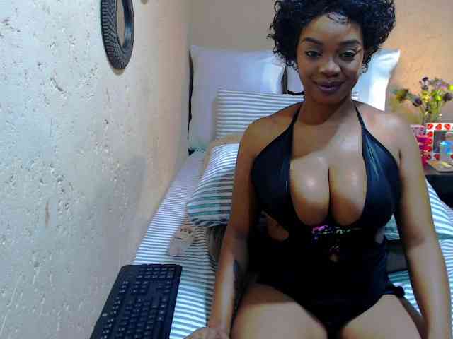 NughtySquirtAngel01 webcam