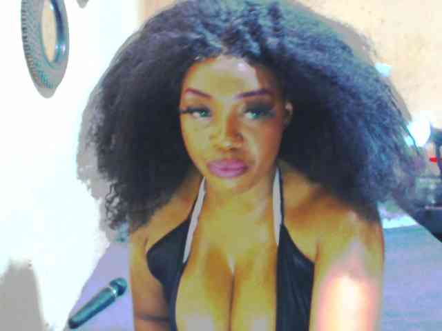 NughtySquirtAngel01 webcam