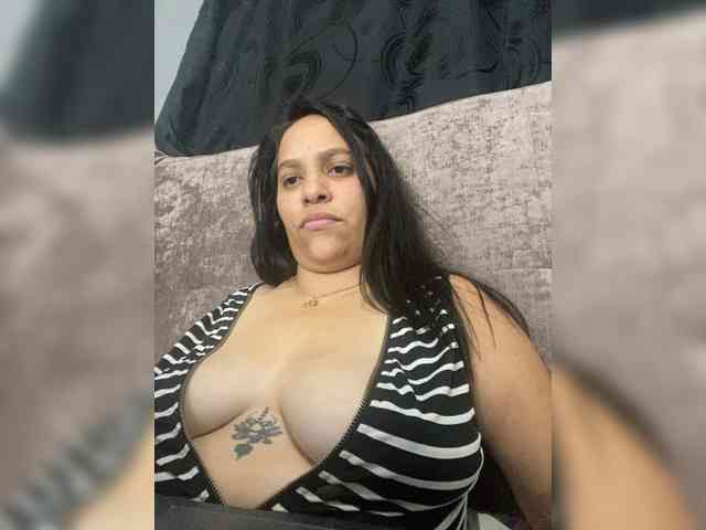 DulceGabyx webcam