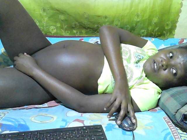 sexy-jenny live cam on BongaCams