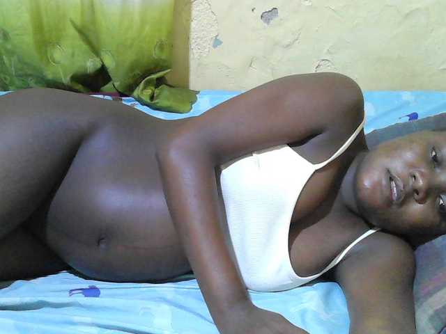 sexy-jenny live cam on BongaCams