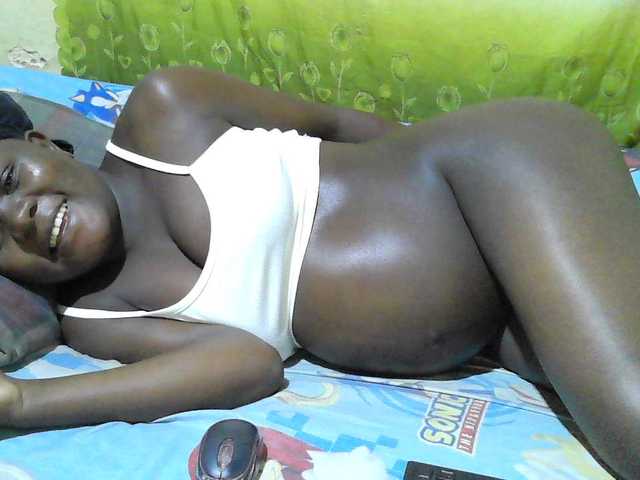 sexy-jenny live cam on BongaCams
