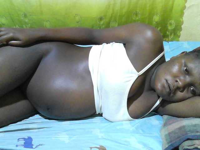 sexy-jenny live cam on BongaCams