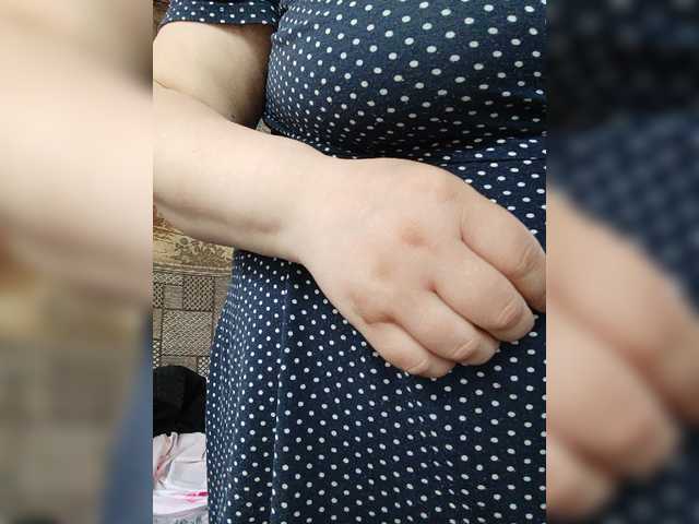 le modèle Dilfina est en webcam porno dans un show sur le site bongacams, il possède les tags suivants: White/Caucasian,Brunette,Shaved