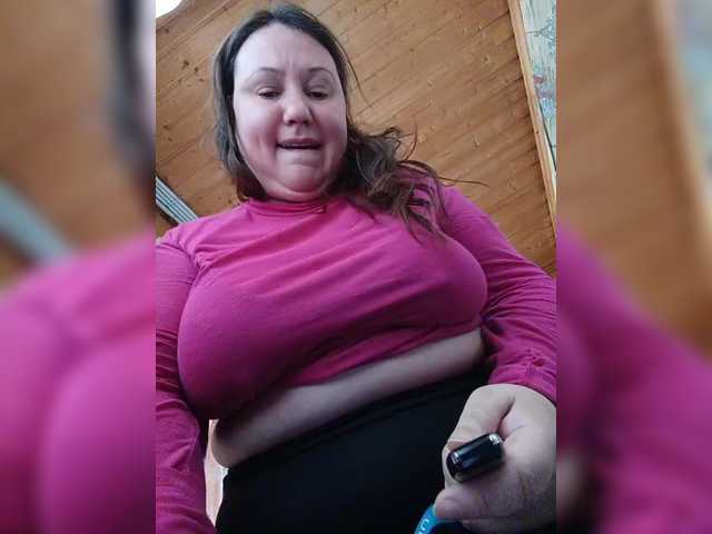 Dilfina's BongaCams show and profile