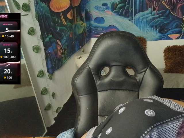 leandragoldie19 live cam on BongaCams