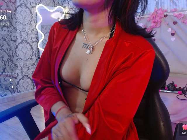Issa-tay1 live cam on BongaCams