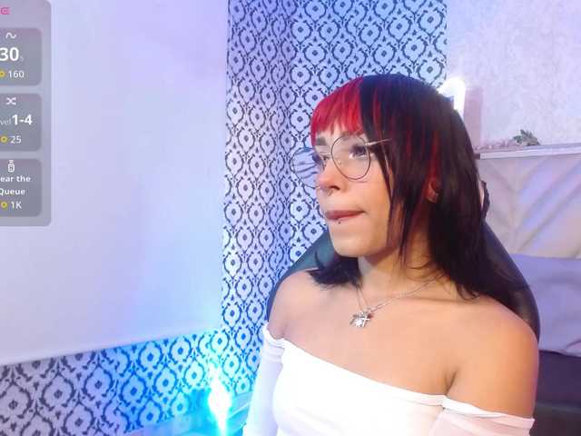 Issa-tay1 live cam on BongaCams