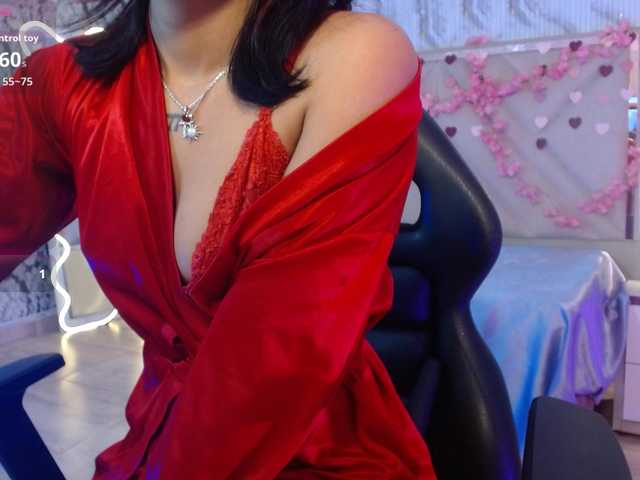 Issa-tay1 live cam on BongaCams