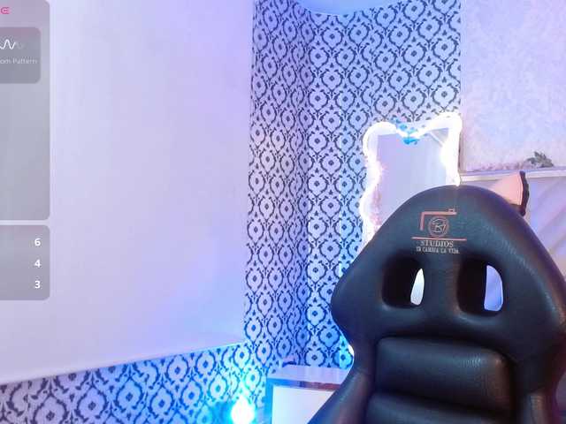 Issa-tay1 live cam on BongaCams