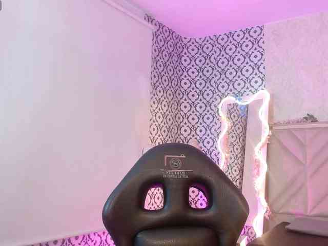 Issa-tay1 webcam