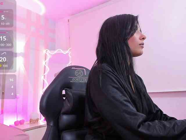 Gaby-tay1