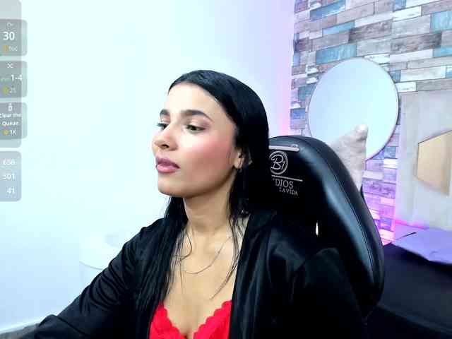 Gaby-tay1