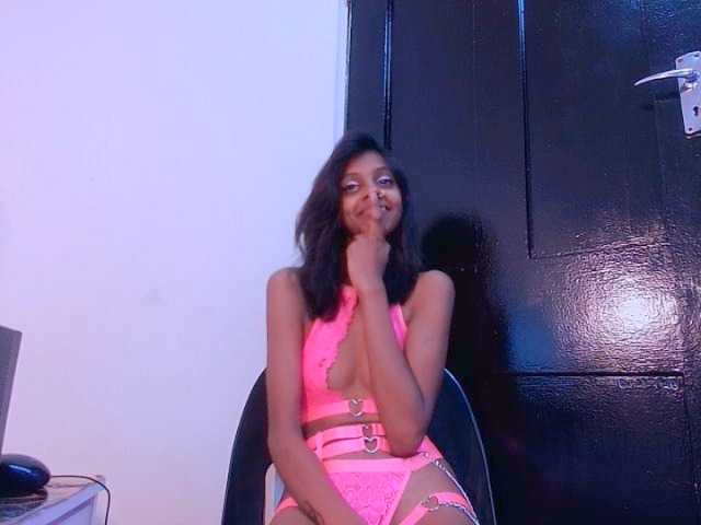 indiansexybtx live cam on BongaCams