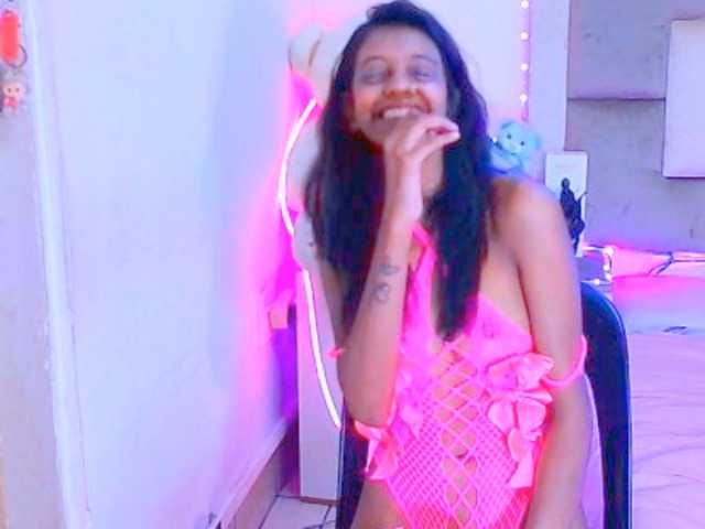 indiansexybtx live cam on BongaCams