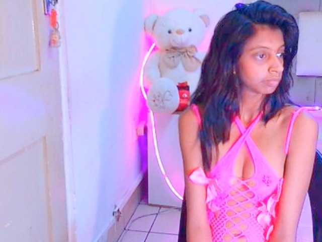 indiansexybtx live cam on BongaCams