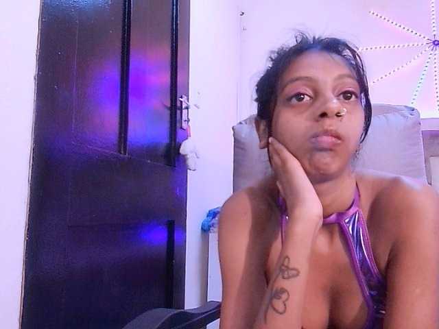 indiansexybtx live cam on BongaCams