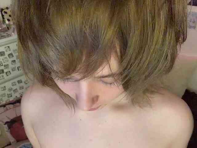 peDoVo4ka228_ webcam