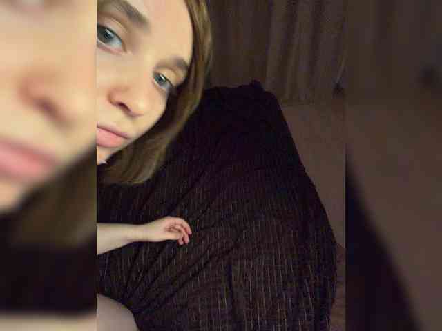 peDoVo4ka228_ webcam