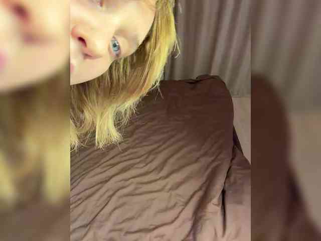 peDoVo4ka228_ webcam