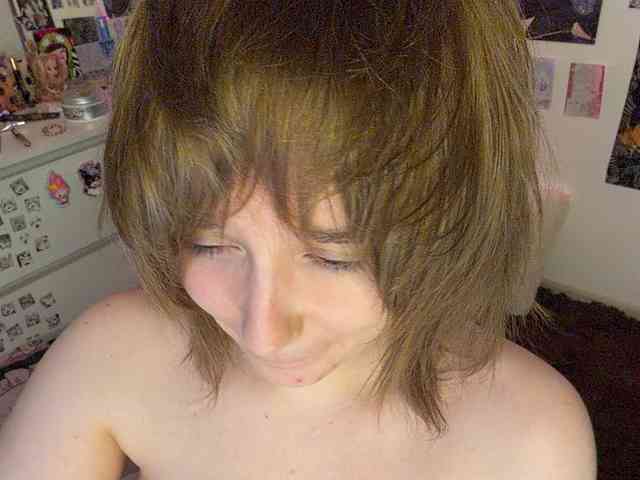 peDoVo4ka228_ webcam