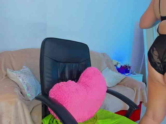 CurlyDream webcam
