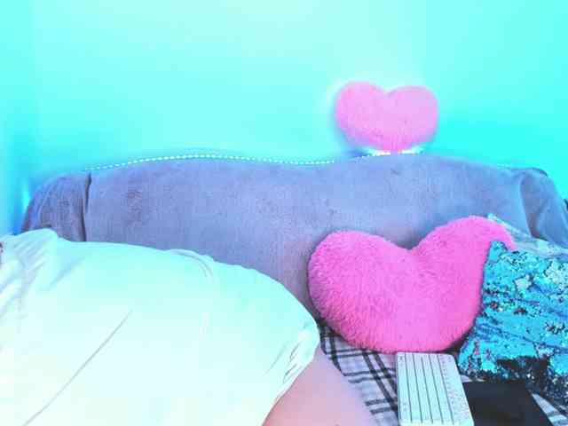 CurlyDream webcam