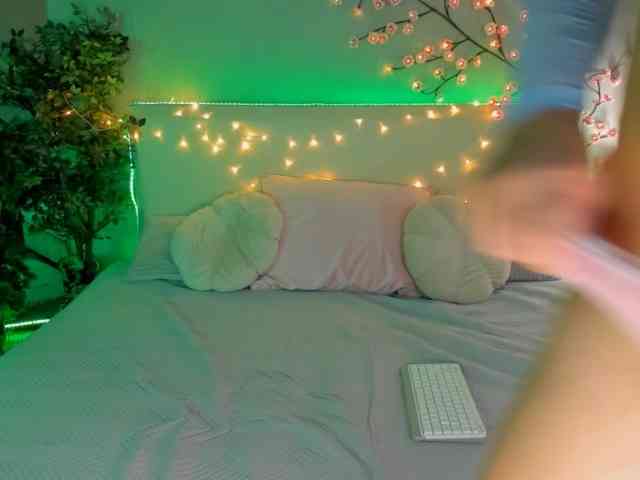 CurlyDream webcam